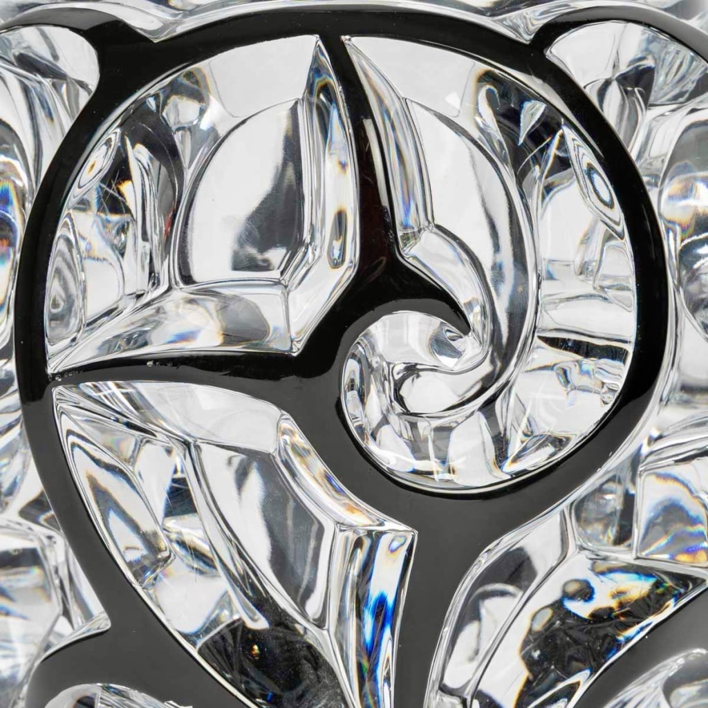 Vase « Tourbillons » cristal blanc émaillé noir de LALIQUE 8 Vase « Tourbillons » cristal blanc émaillé noir de LALIQUE 8