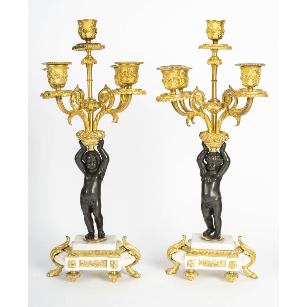 Une Garniture En Bronze Doré Et Marbre Blanc, XIXème Siècle 4