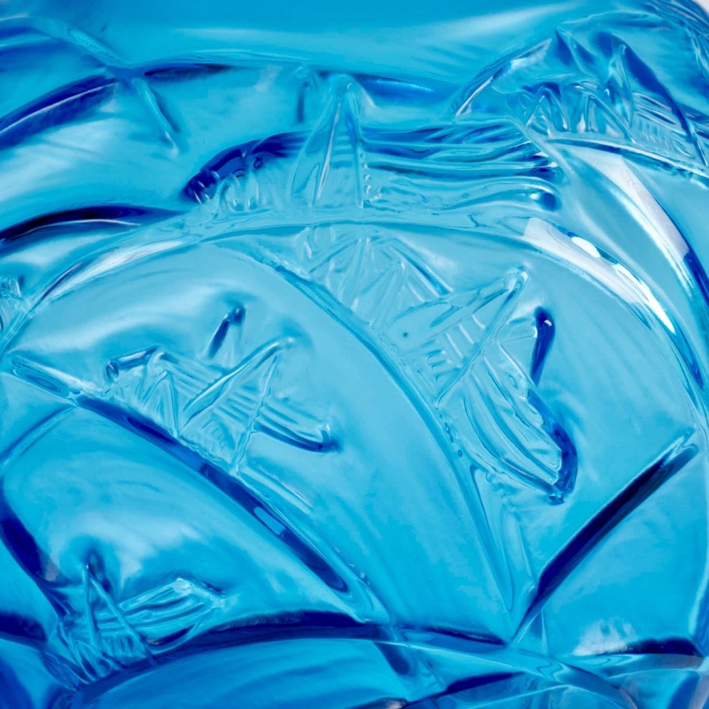 Vase « Sauterelles » cristal bleu électrique de LALIQUE 6 Vase « Sauterelles » cristal bleu électrique de LALIQUE 6