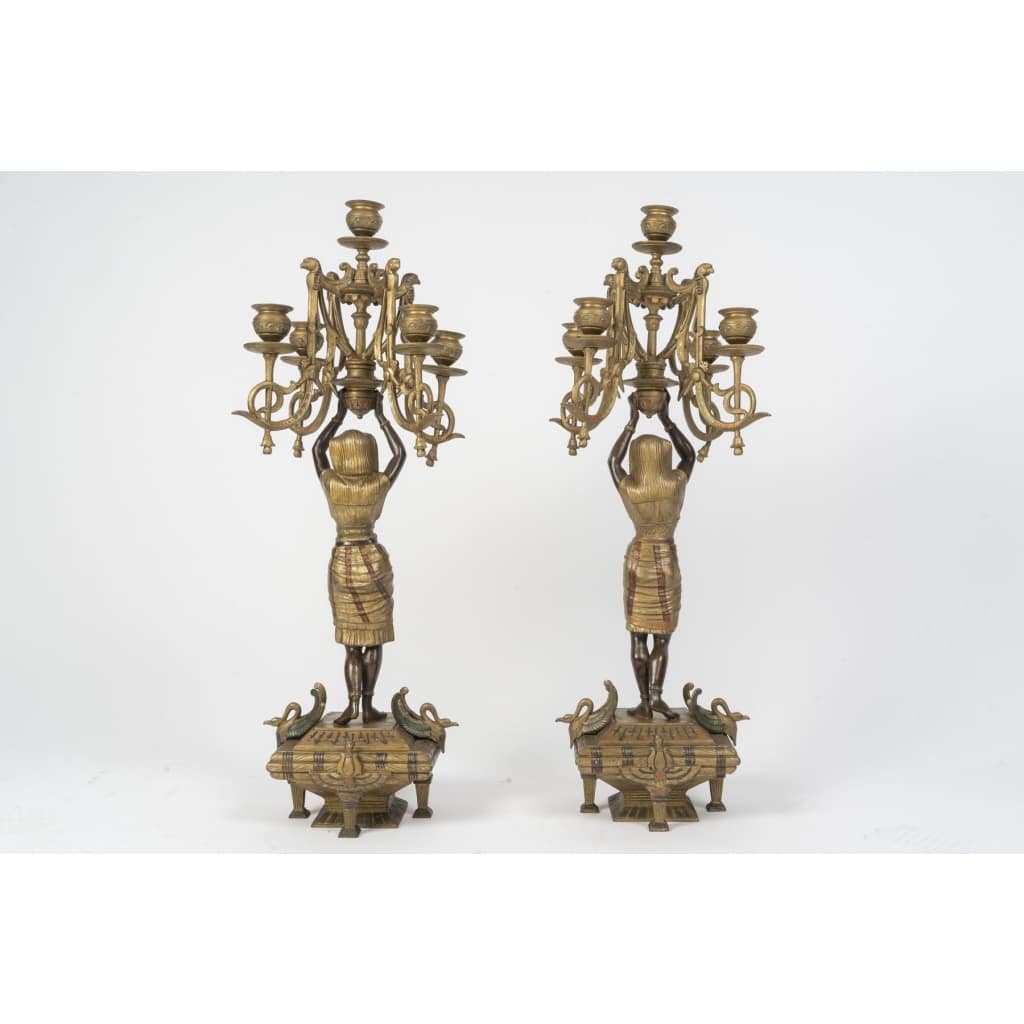 Une garniture de cheminée de style Egypte Antique, fin XIXème siècle 6