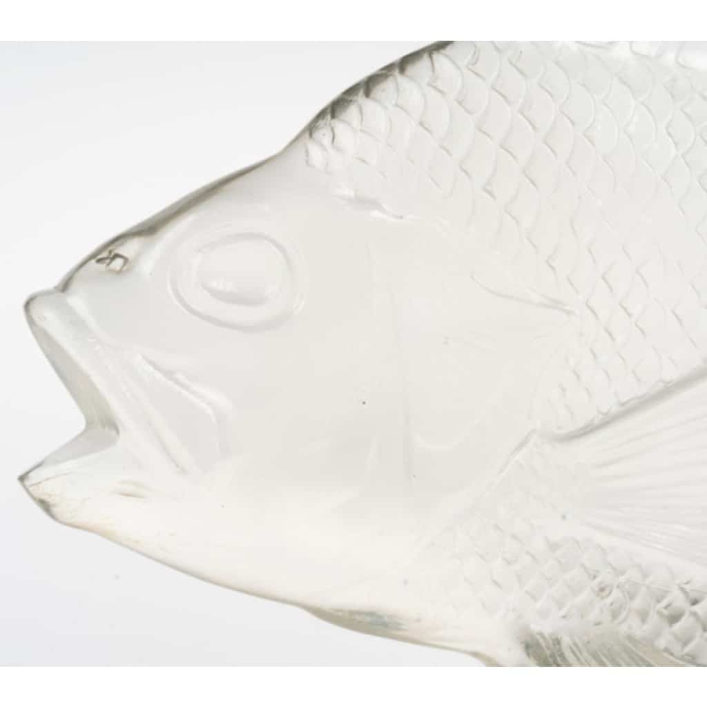 1922 – RENÉ LALIQUE Motif décoratif “Gros poisson algues” 4