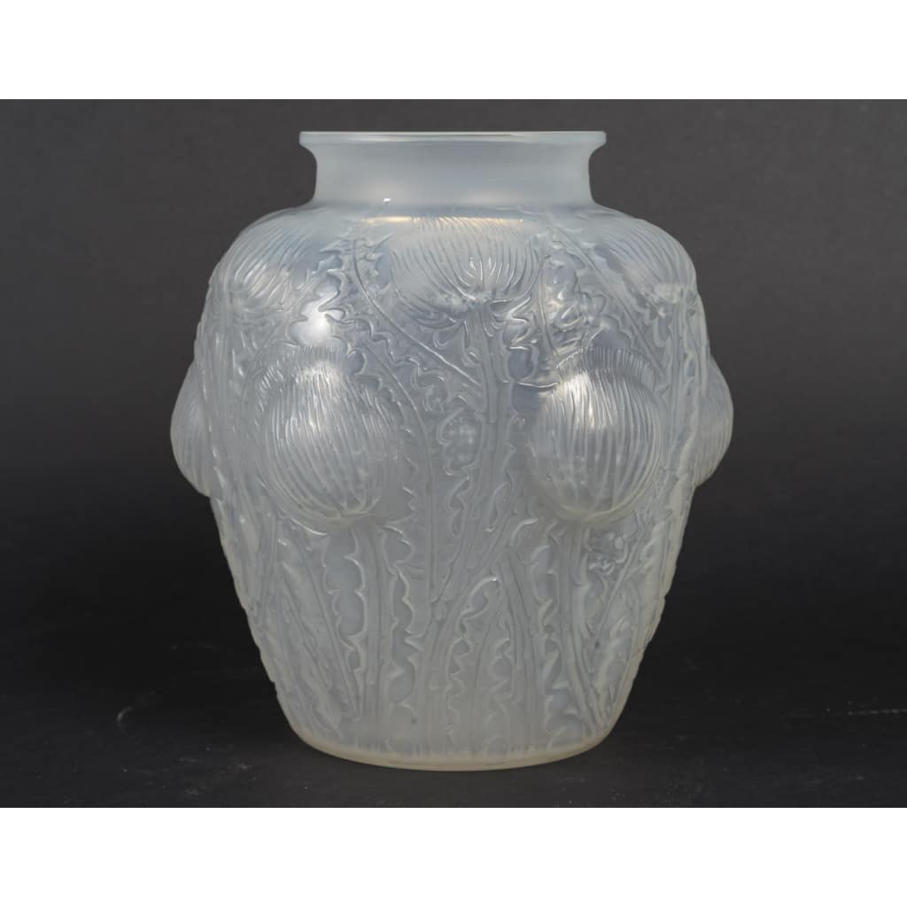 1926 – René Lalique Vase “ DOMREMY” 2