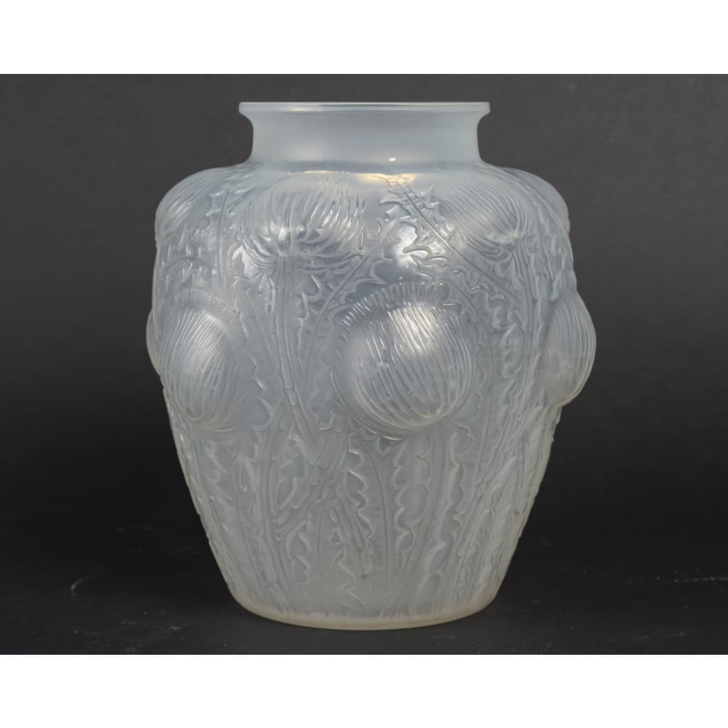 1926 – René Lalique Vase “ DOMREMY” 4