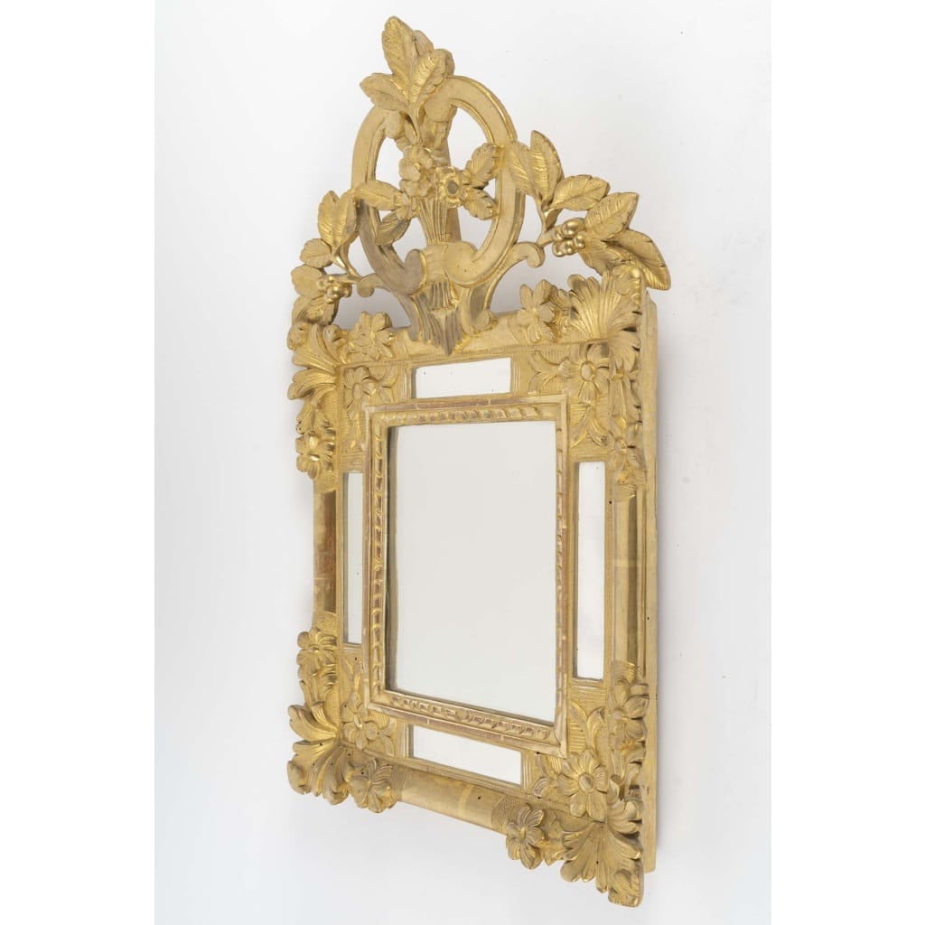 Petit miroir à parecloses d’époque Régence (1715-1724), XVIIIe siècle. 3
