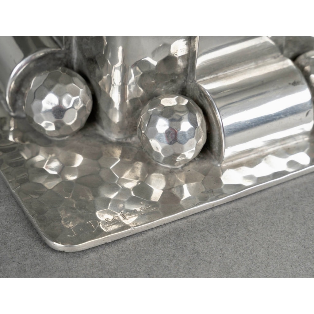 Centre de Table Moderniste Art Déco métal argenté martelé de Jean DESPRES 7