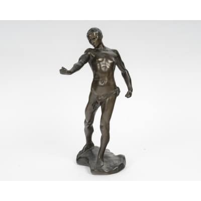 « Le jeune Combattant », Bronze signé Luca Madrassi (1848-1919). 2 « Le jeune Combattant », Bronze signé Luca Madrassi (1848-1919). 2