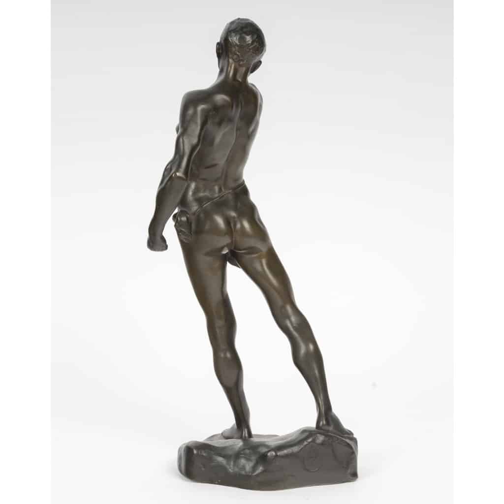 « Le jeune Combattant », Bronze signé Luca Madrassi (1848-1919). 4