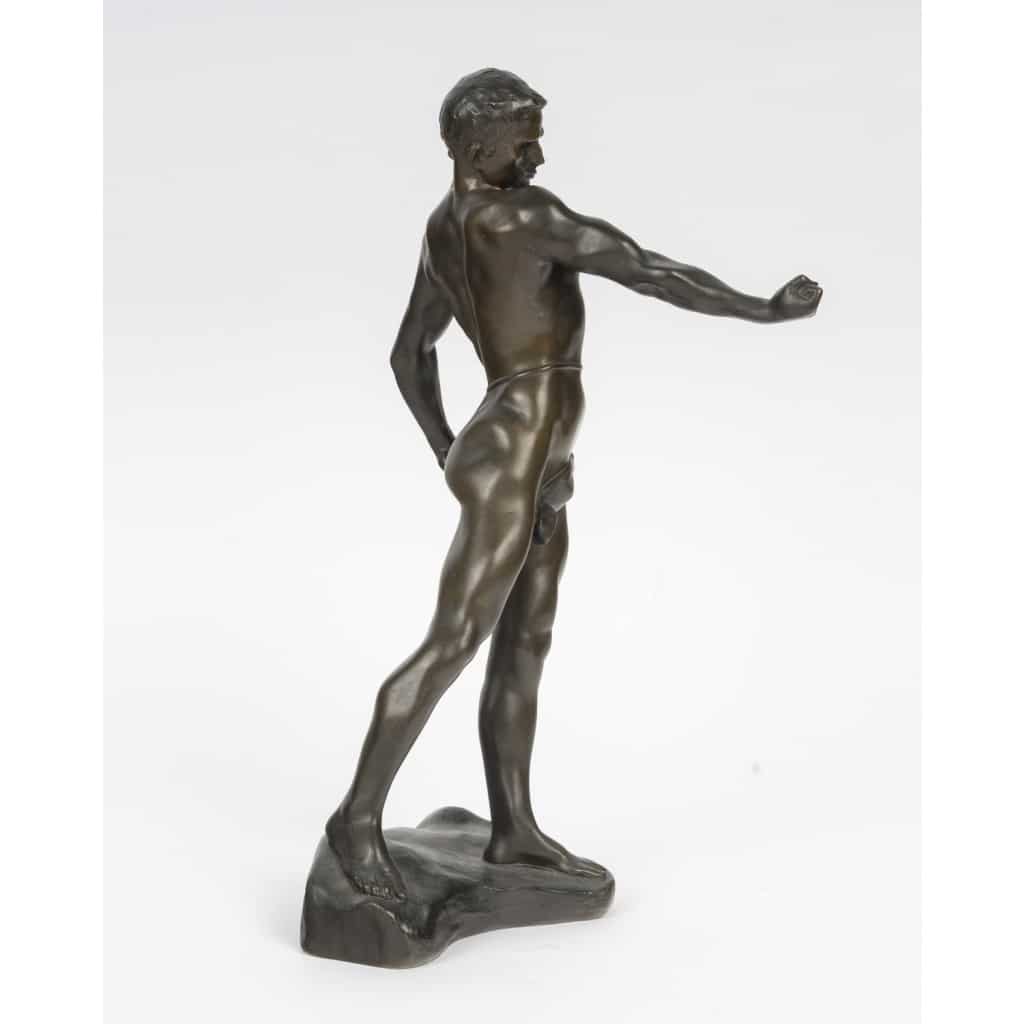 « Le jeune Combattant », Bronze signé Luca Madrassi (1848-1919). 3