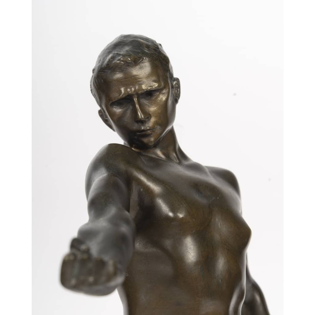 « Le jeune Combattant », Bronze signé Luca Madrassi (1848-1919). 5