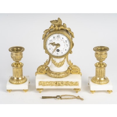 Une Petite Garniture De Cheminée Miniature, Fin XIXème Siècle