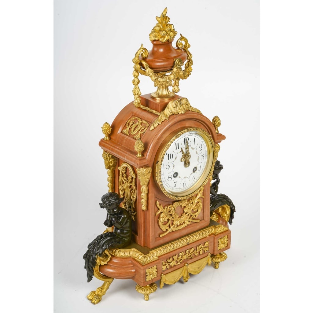 Une Belle Pendule De Style Louis XVI Fin XIXème Siècle 3