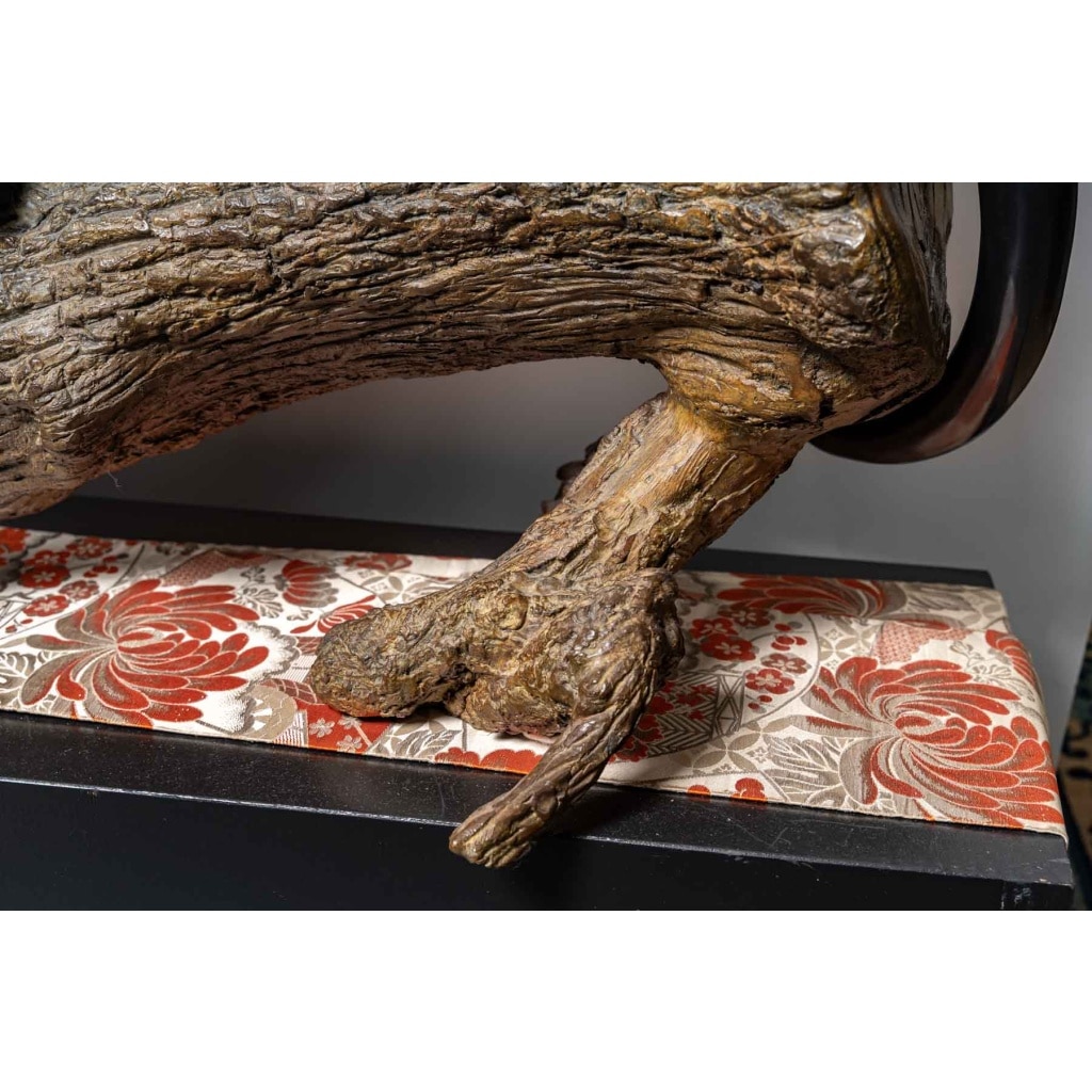 Groupe en bronze d’une panthère sur une branche 9