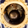Une Pendule En Porcelaine Et Bronze Doré Fin XIXème Siècle 22
