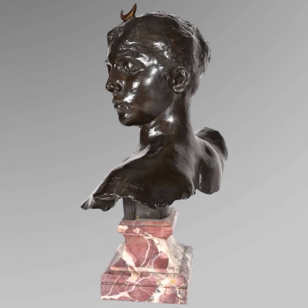 Sculpture – Buste De Diane Chasseresse , Alexandre Falguière (1831-1900) – Bronze 4