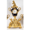 Une Pendule En Porcelaine Et Bronze Doré Fin XIXème Siècle 14