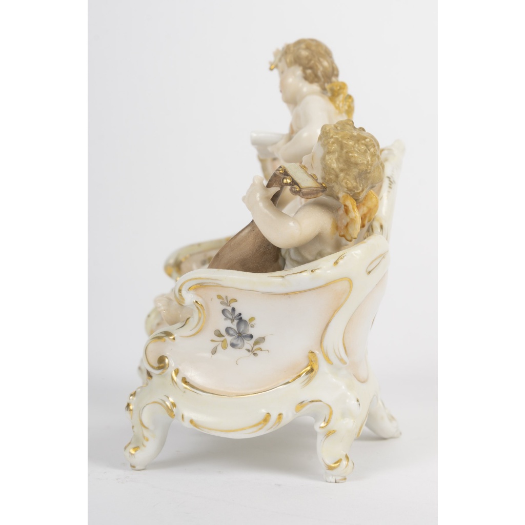 Groupe en porcelaine de Saxe, chérubins musiciens – fin XIXᵉ siècle 9