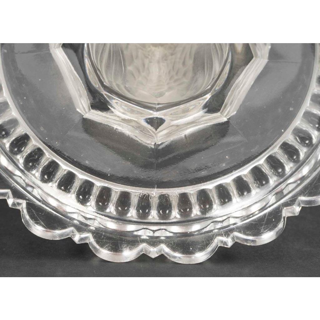 Baccarat – ensemble en cristal taillé et gravé signé Baccarat – Début XXᵉ siècle 6 Baccarat – ensemble en cristal taillé et gravé signé Baccarat – Début XXᵉ siècle 6