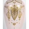 Élégant ensemble de trois vases en opaline rose, style Louis XVI – fin XIXᵉ siècle 12