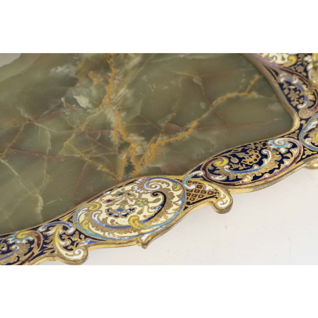 Plateau en onyx, bronze doré et émaux cloisonnés – époque Napoléon III, XIXᵉ siècle 4