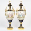 Paire de vases dans le goût de Sèvres, XIXᵉ siècle – époque Napoléon III 12