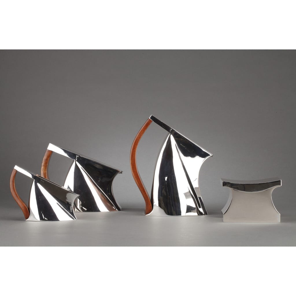 Pierre CARDIN – Service thé café 4 pièces argent massif modèle futuriste XXè 4 Pierre CARDIN – Service thé café 4 pièces argent massif modèle futuriste XXè 4