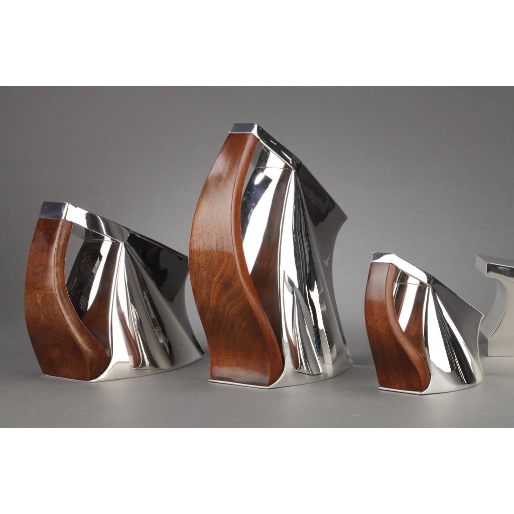 Pierre CARDIN – Service thé café 4 pièces argent massif modèle futuriste XXè 12 Pierre CARDIN – Service thé café 4 pièces argent massif modèle futuriste XXè 12