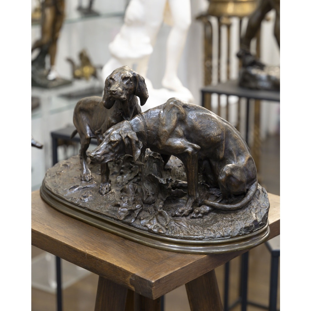 Groupe En Bronze , Chiens Saintongeois Au Repos , Pierre – Jules Mêne (1810-1879) 3 Groupe En Bronze , Chiens Saintongeois Au Repos , Pierre – Jules Mêne (1810-1879) 3