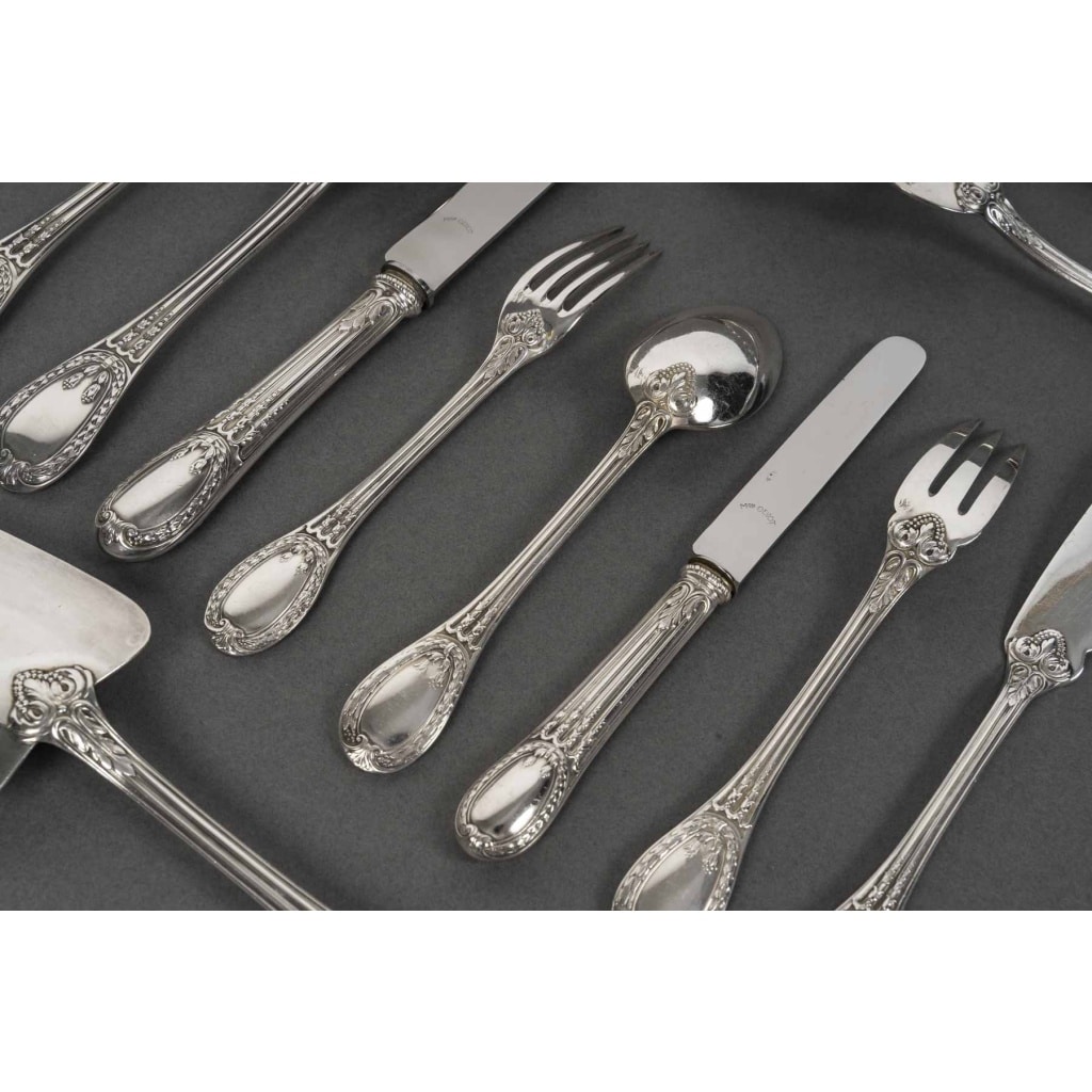ODIOT Ménagère modèle « LOUVECIENNES » 99 pièces Argent massif XXème 6
