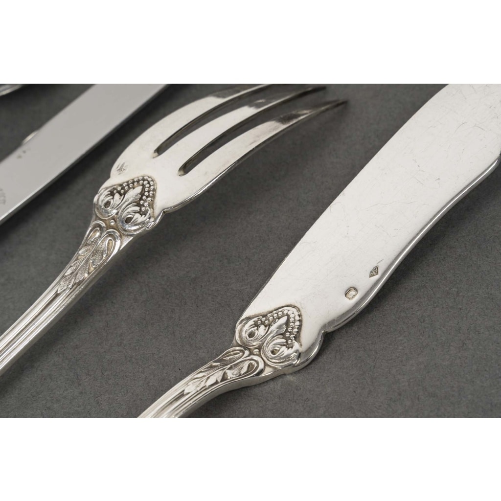 ODIOT Ménagère modèle « LOUVECIENNES » 99 pièces Argent massif XXème 10