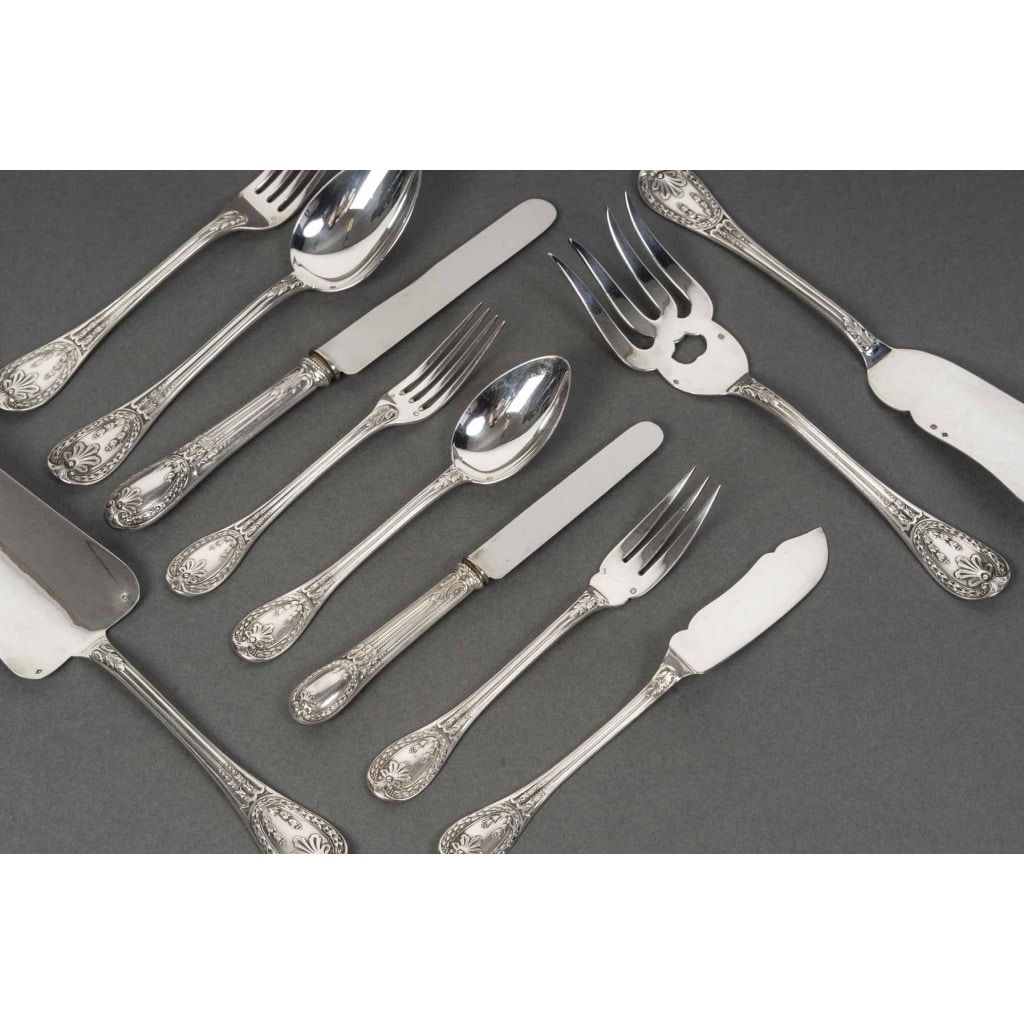 ODIOT Ménagère modèle « LOUVECIENNES » 99 pièces Argent massif XXème 2
