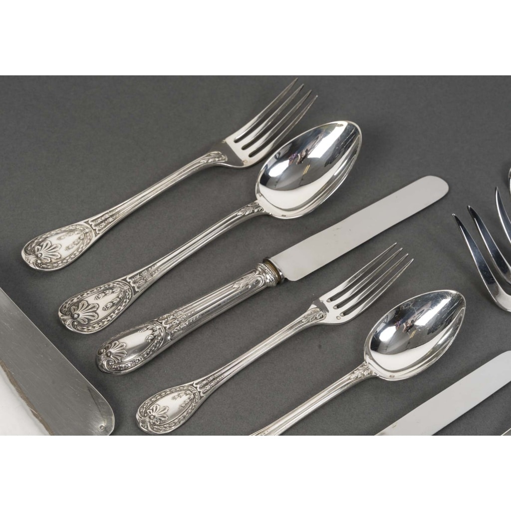 ODIOT Ménagère modèle « LOUVECIENNES » 99 pièces Argent massif XXème 21