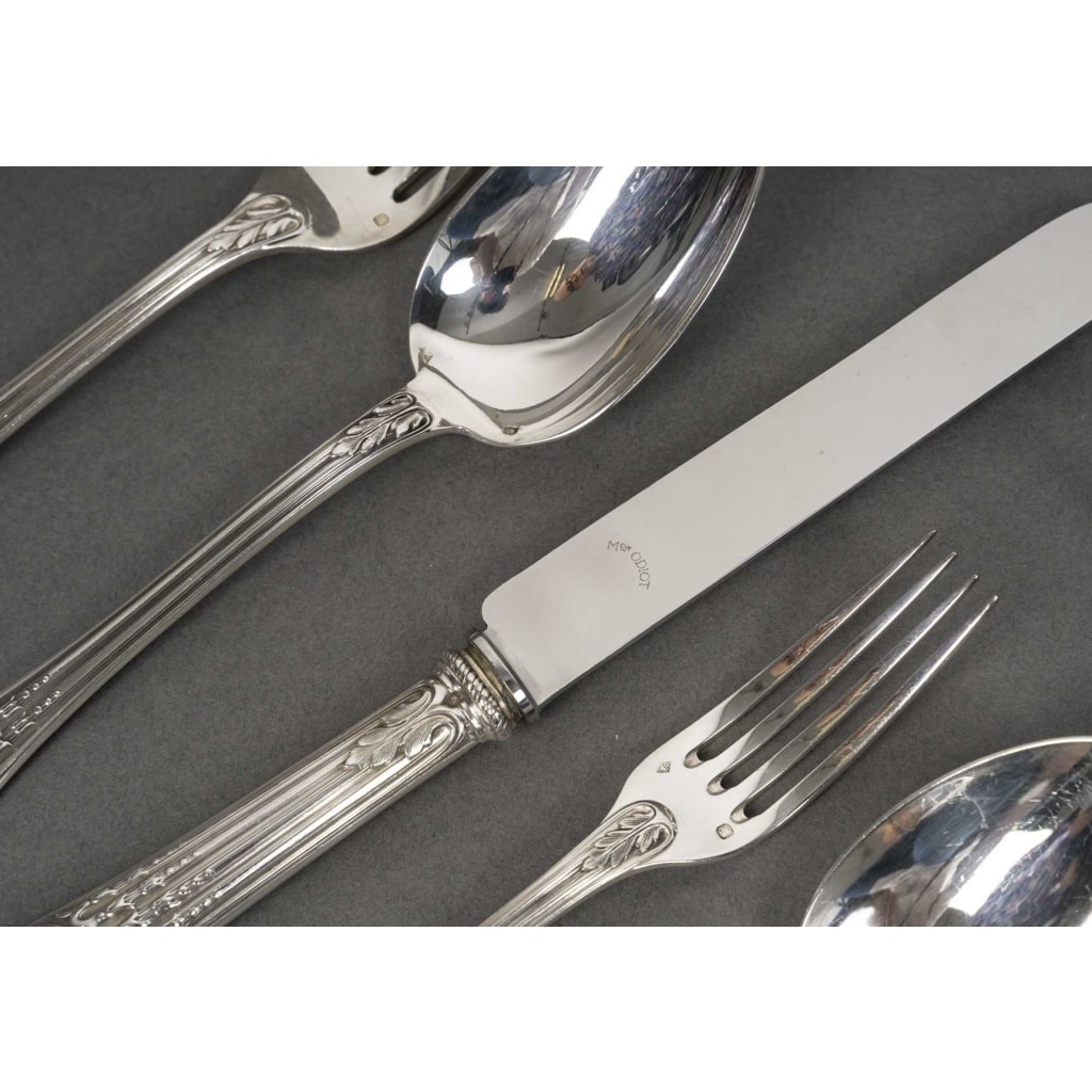 ODIOT Ménagère modèle « LOUVECIENNES » 99 pièces Argent massif XXème 26