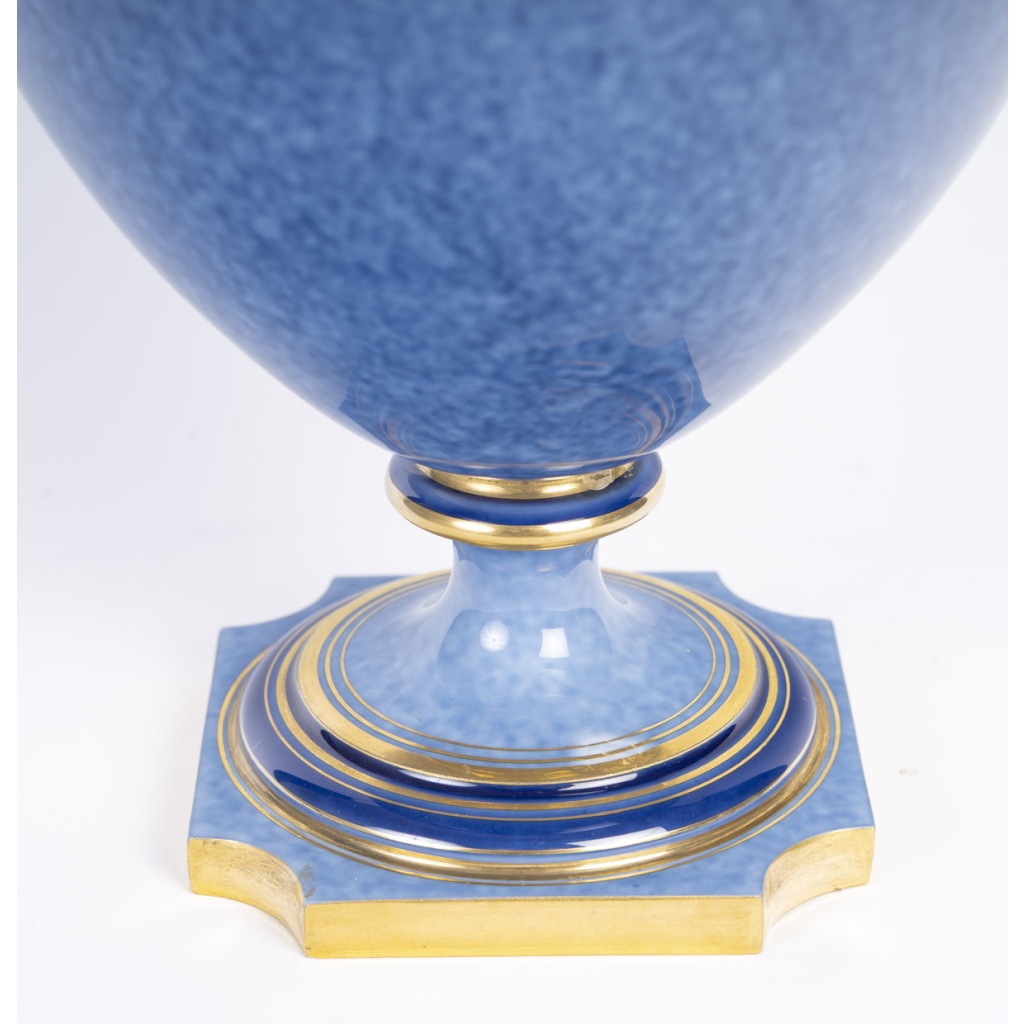 Sèvres, Vase en porcelaine, XIXème siècle 6