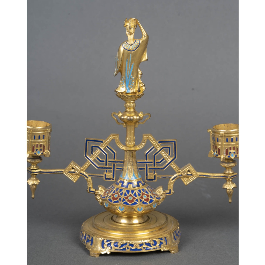 Paire de bougeoirs en bronze doré japonisant, France fin du XIXème siècle 6