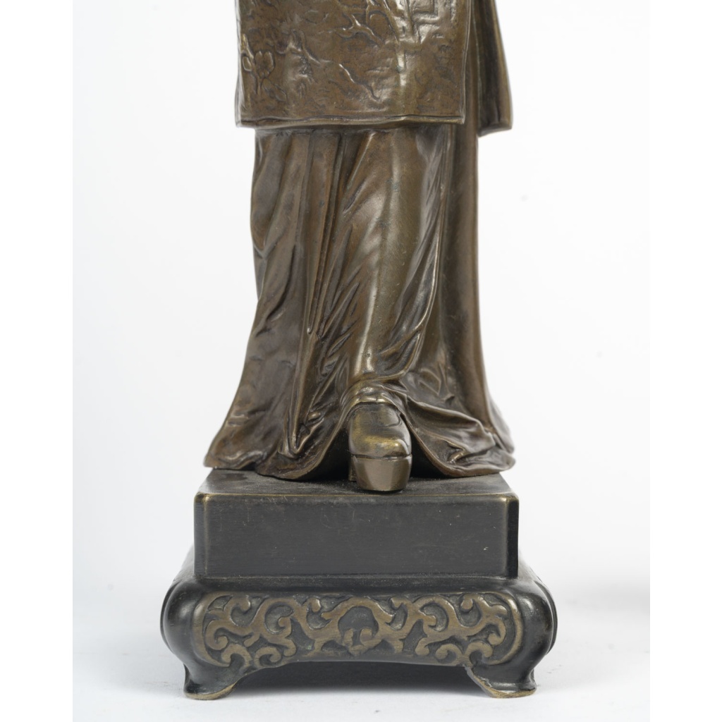 Paire de dignitaires en bronze. France, fin XIXème 10