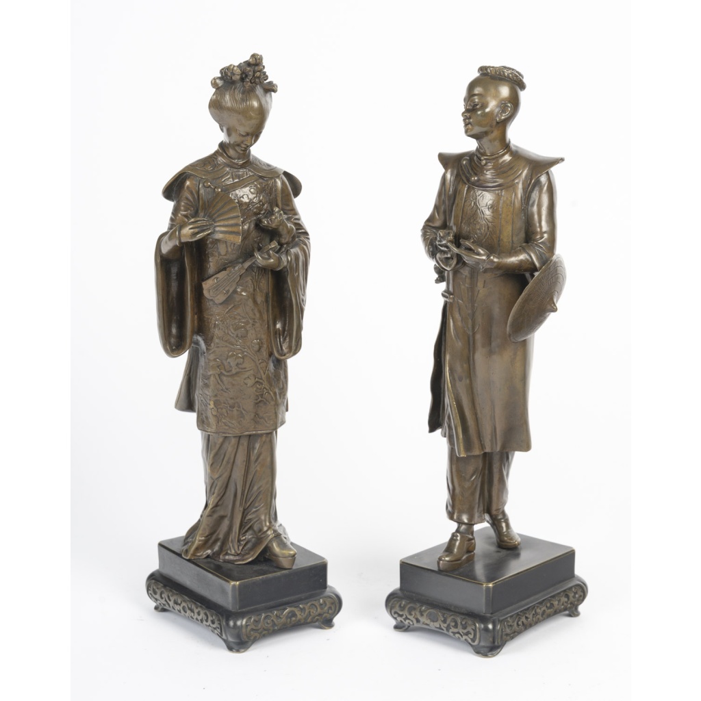 Paire de dignitaires en bronze. France, fin XIXème 2