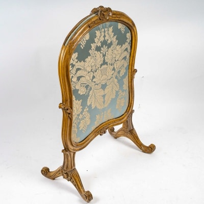 Louis Delanois (1731-1792) Écran de Cheminée d’époque Louis XV en Noyer Sculpté, Vers 1740-1750 2
