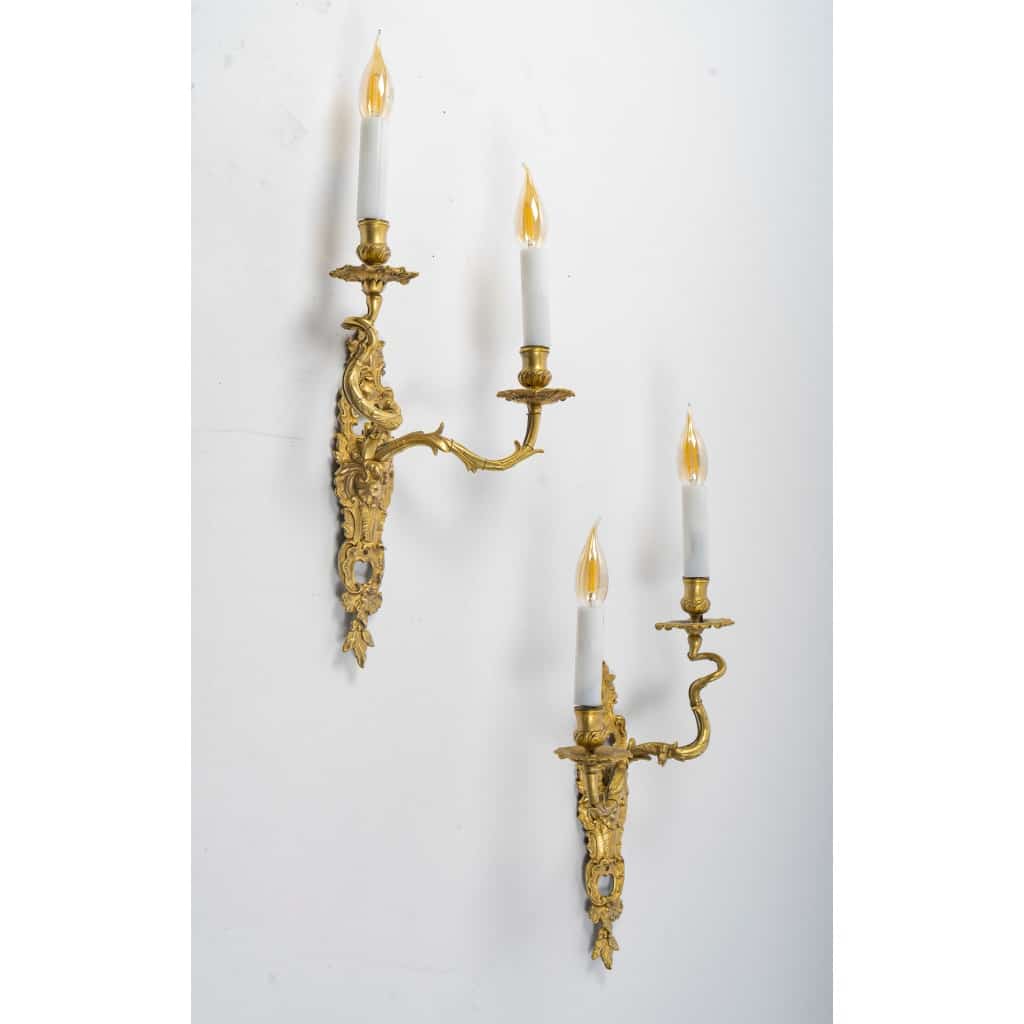 Paire d’Appliques en Bronze Doré d’époque Louis XV au C Couronné vers 1745-1749 7 Paire d’Appliques en Bronze Doré d’époque Louis XV au C Couronné vers 1745-1749 7