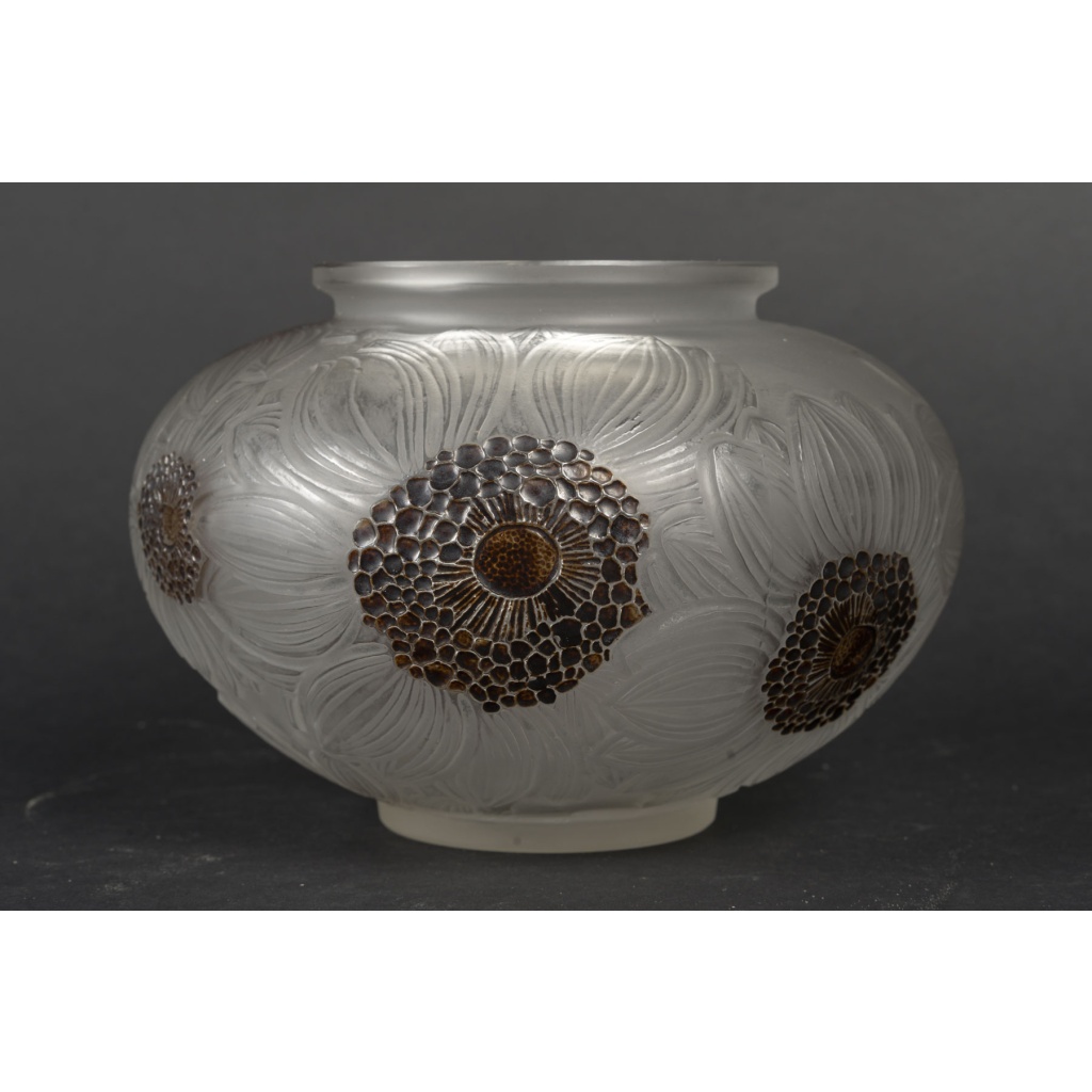 René LALIQUE Vase « DAHLIAS » 1923 5 René LALIQUE Vase « DAHLIAS » 1923 5