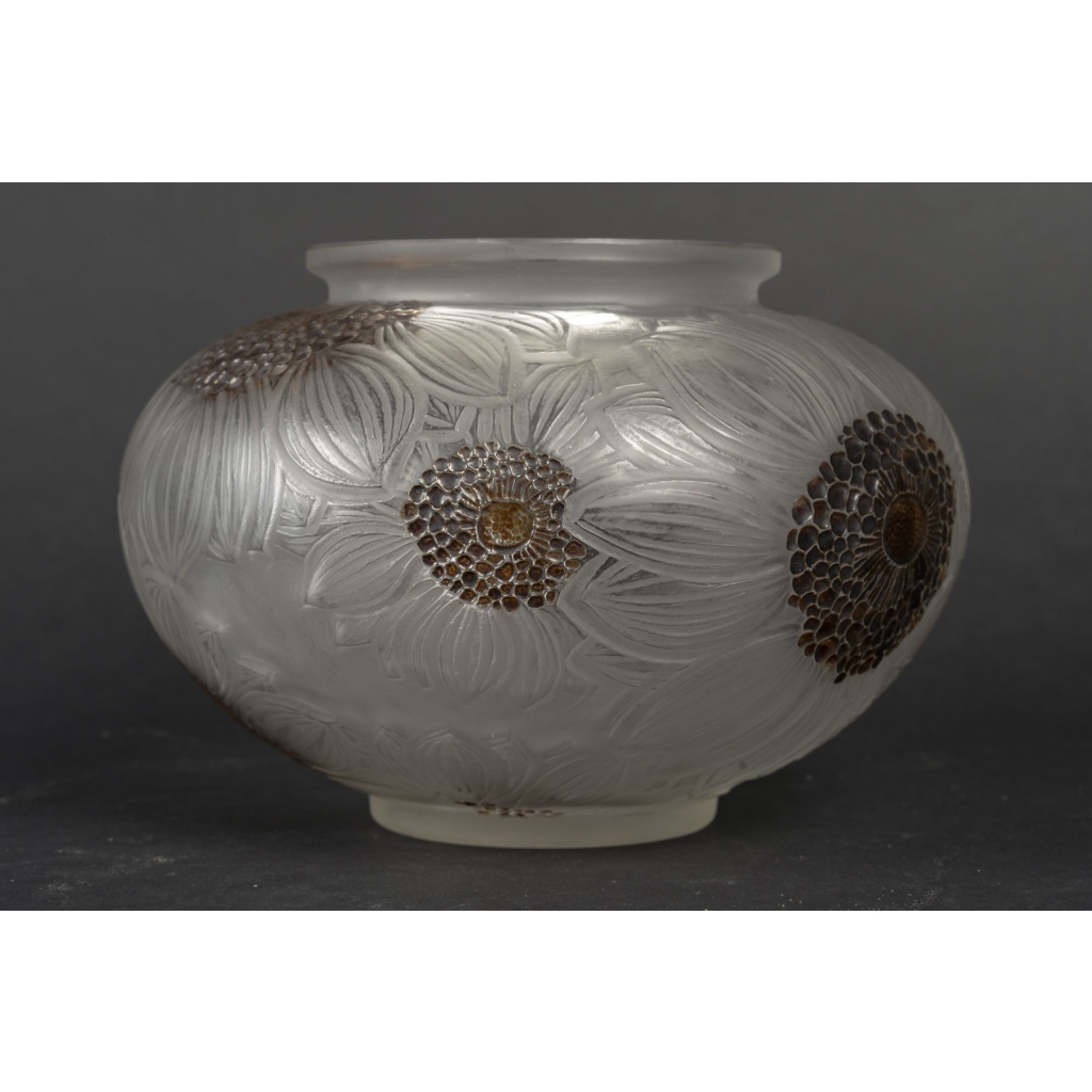 René LALIQUE Vase « DAHLIAS » 1923 6 René LALIQUE Vase « DAHLIAS » 1923 6