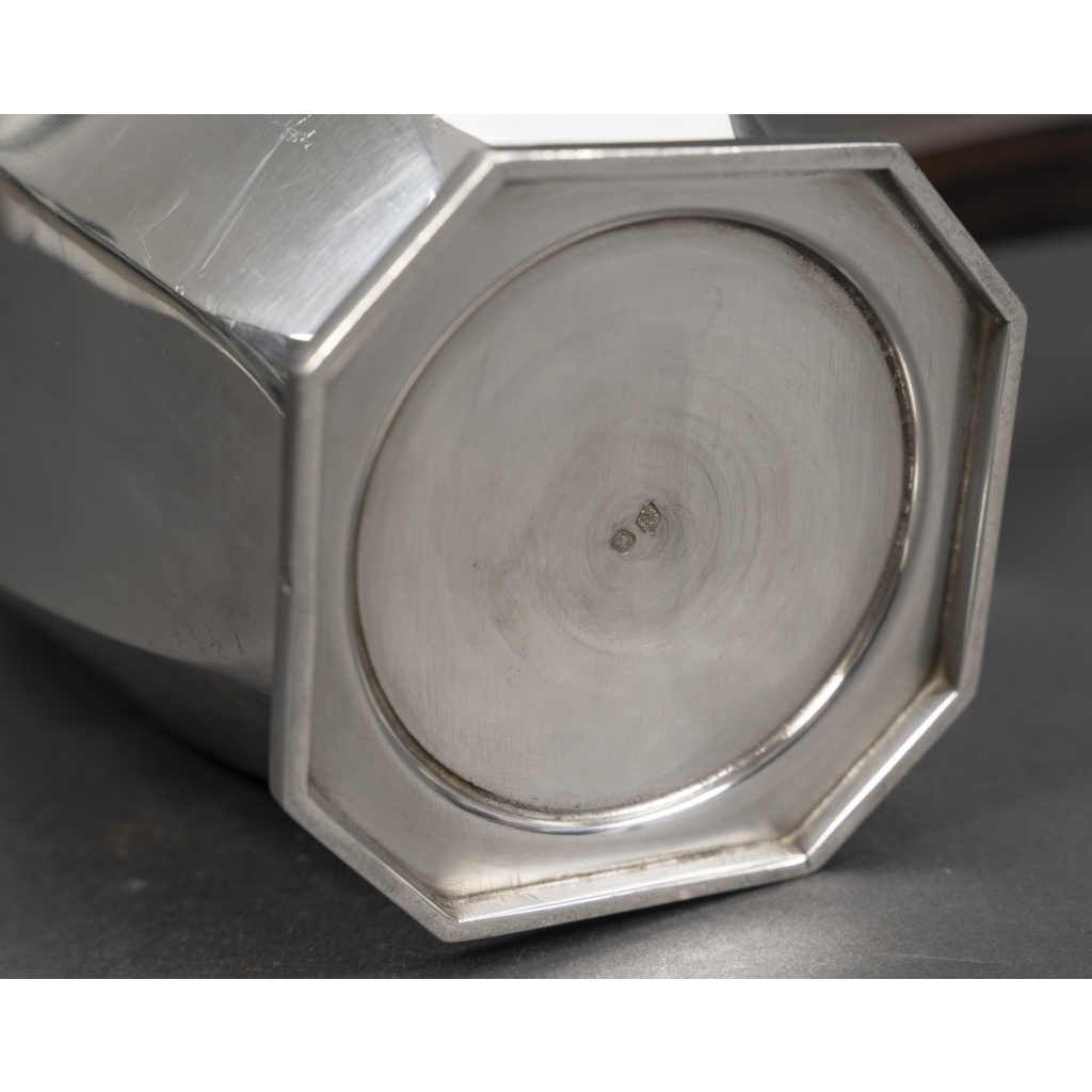 Ernest PROST Service à thé, café et chocolat en argent massif – ART DECO vers 1930 7 Ernest PROST Service à thé, café et chocolat en argent massif – ART DECO vers 1930 7
