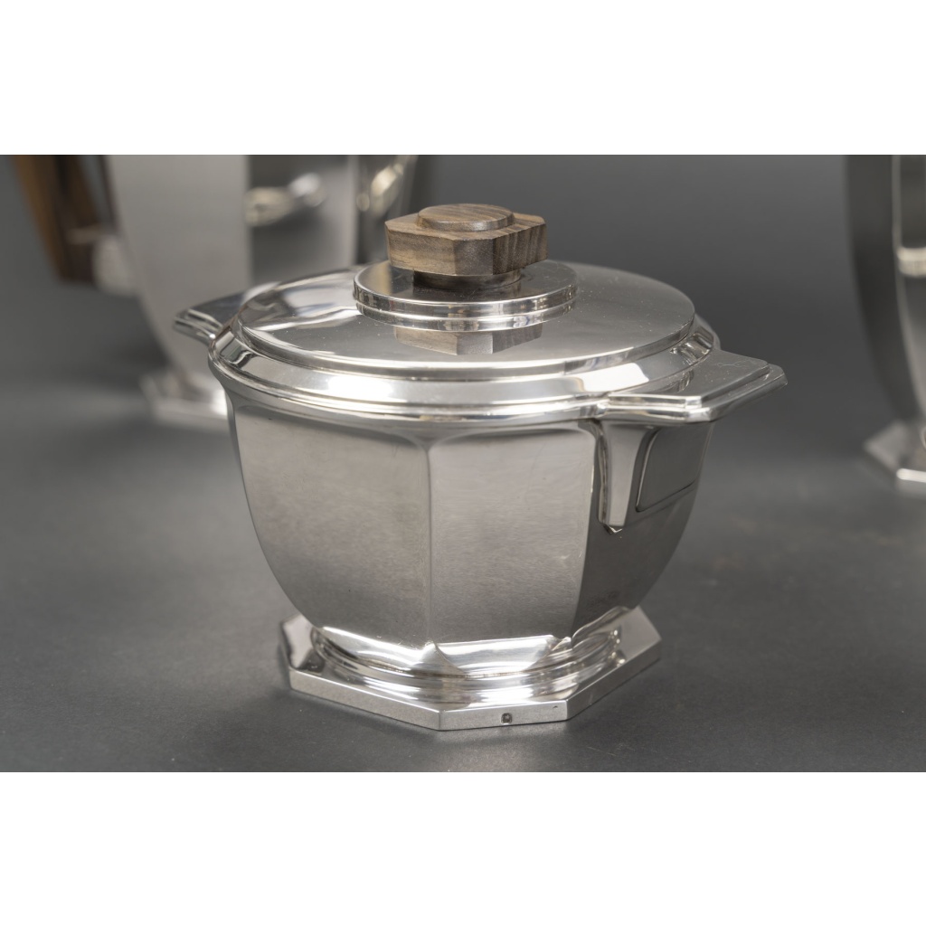 Ernest PROST Service à thé, café et chocolat en argent massif – ART DECO vers 1930 11 Ernest PROST Service à thé, café et chocolat en argent massif – ART DECO vers 1930 11