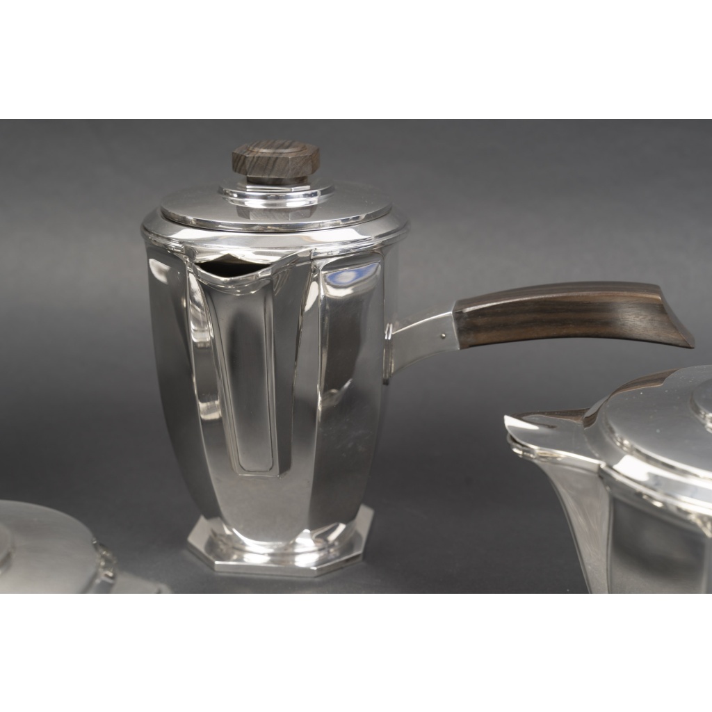Ernest PROST Service à thé, café et chocolat en argent massif – ART DECO vers 1930 13 Ernest PROST Service à thé, café et chocolat en argent massif – ART DECO vers 1930 13
