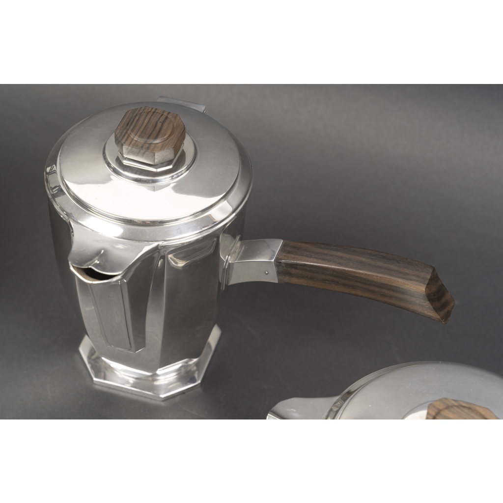 Ernest PROST Service à thé, café et chocolat en argent massif – ART DECO vers 1930 19 Ernest PROST Service à thé, café et chocolat en argent massif – ART DECO vers 1930 19