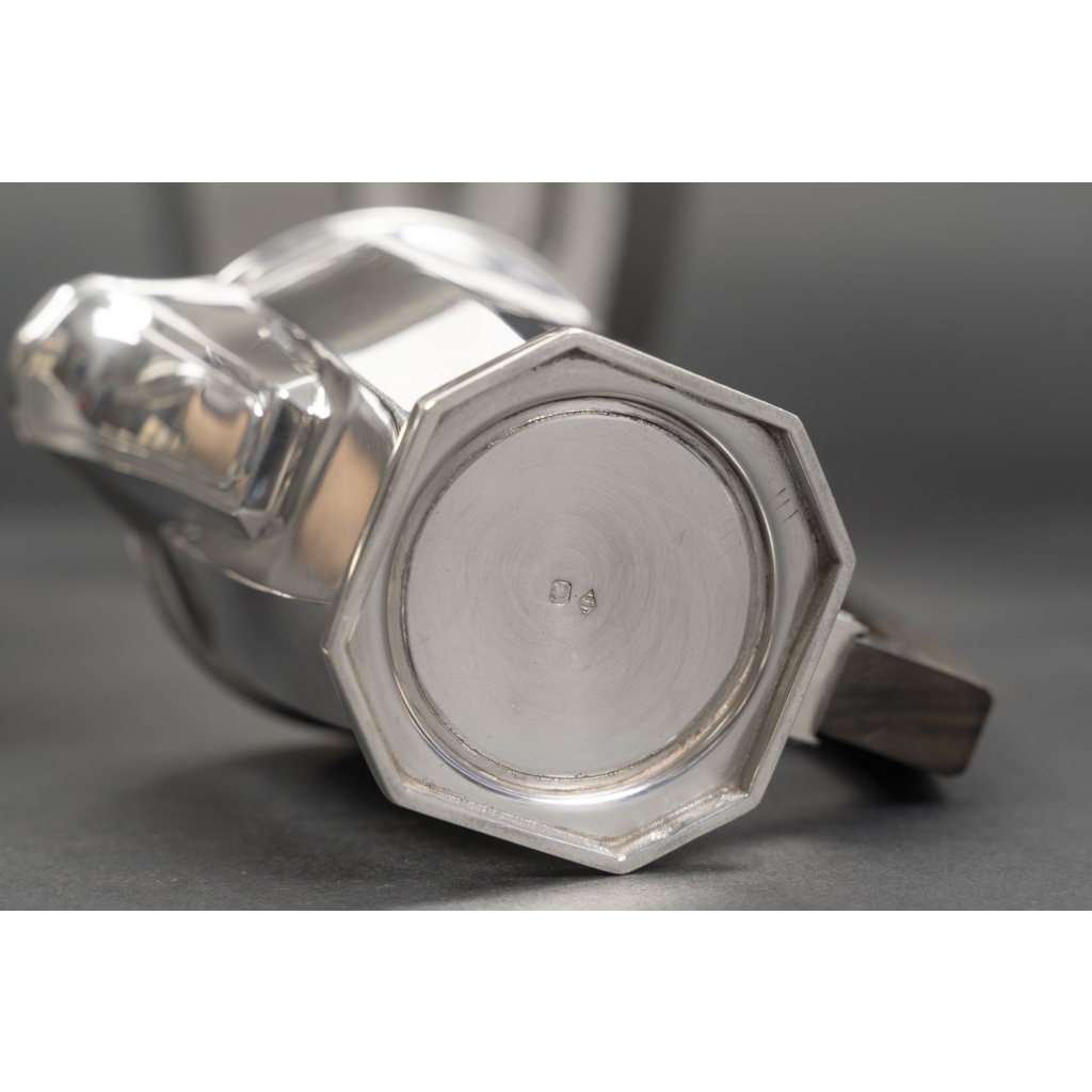 Ernest PROST Service à thé, café et chocolat en argent massif – ART DECO vers 1930 21 Ernest PROST Service à thé, café et chocolat en argent massif – ART DECO vers 1930 21