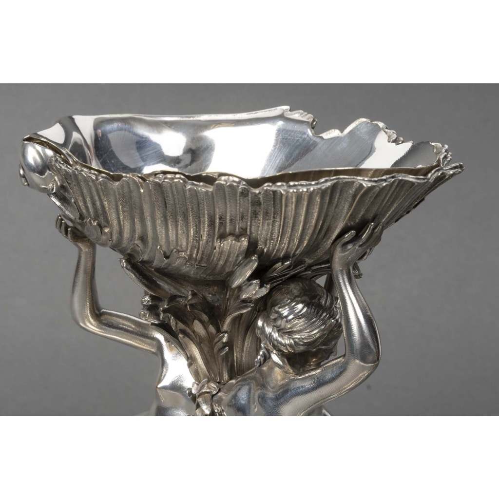 BOIN TABURET Centre de table en bronze argenté Epoque NAPOLEON III 16 BOIN TABURET Centre de table en bronze argenté Epoque NAPOLEON III 16