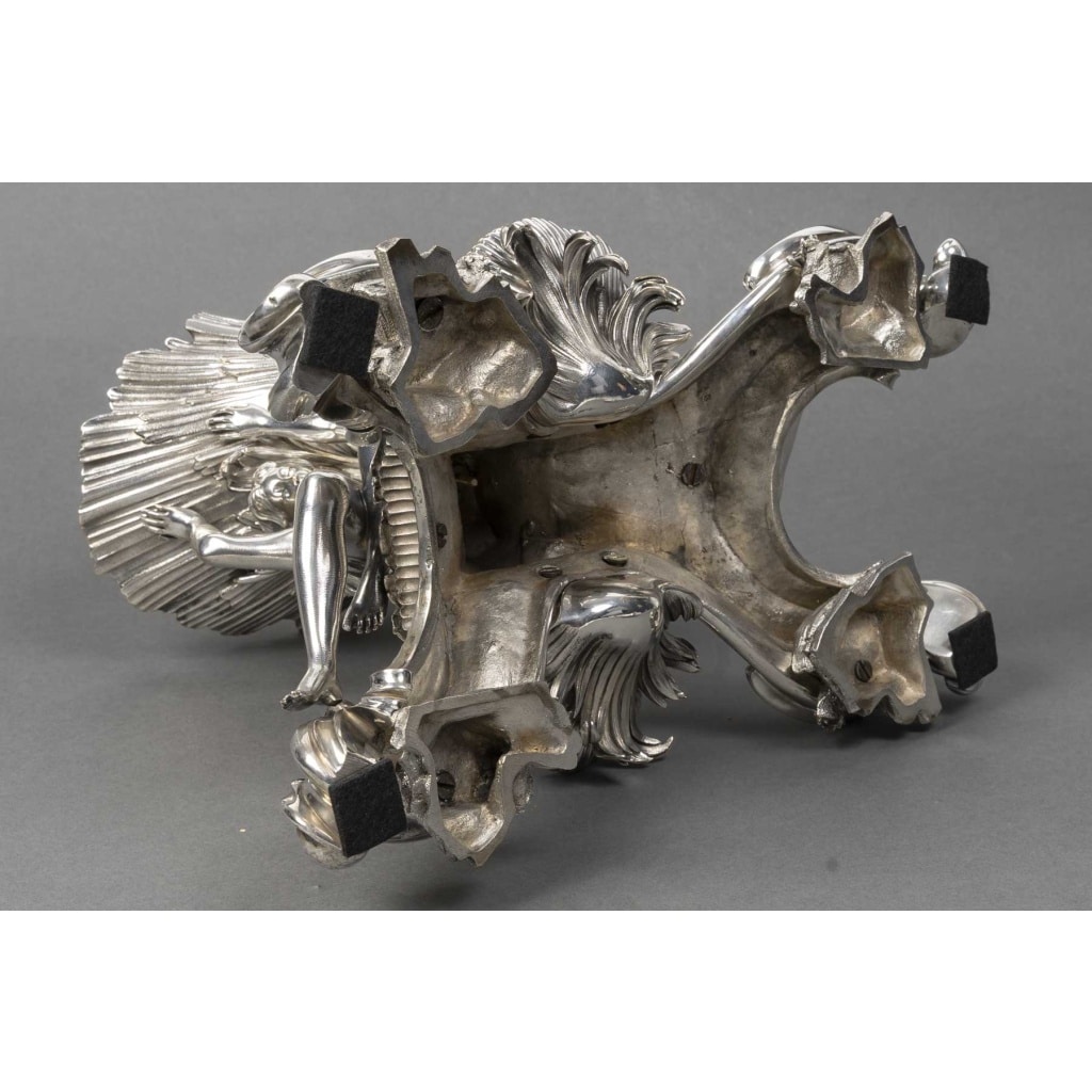 BOIN TABURET Centre de table en bronze argenté Epoque NAPOLEON III 6 BOIN TABURET Centre de table en bronze argenté Epoque NAPOLEON III 6