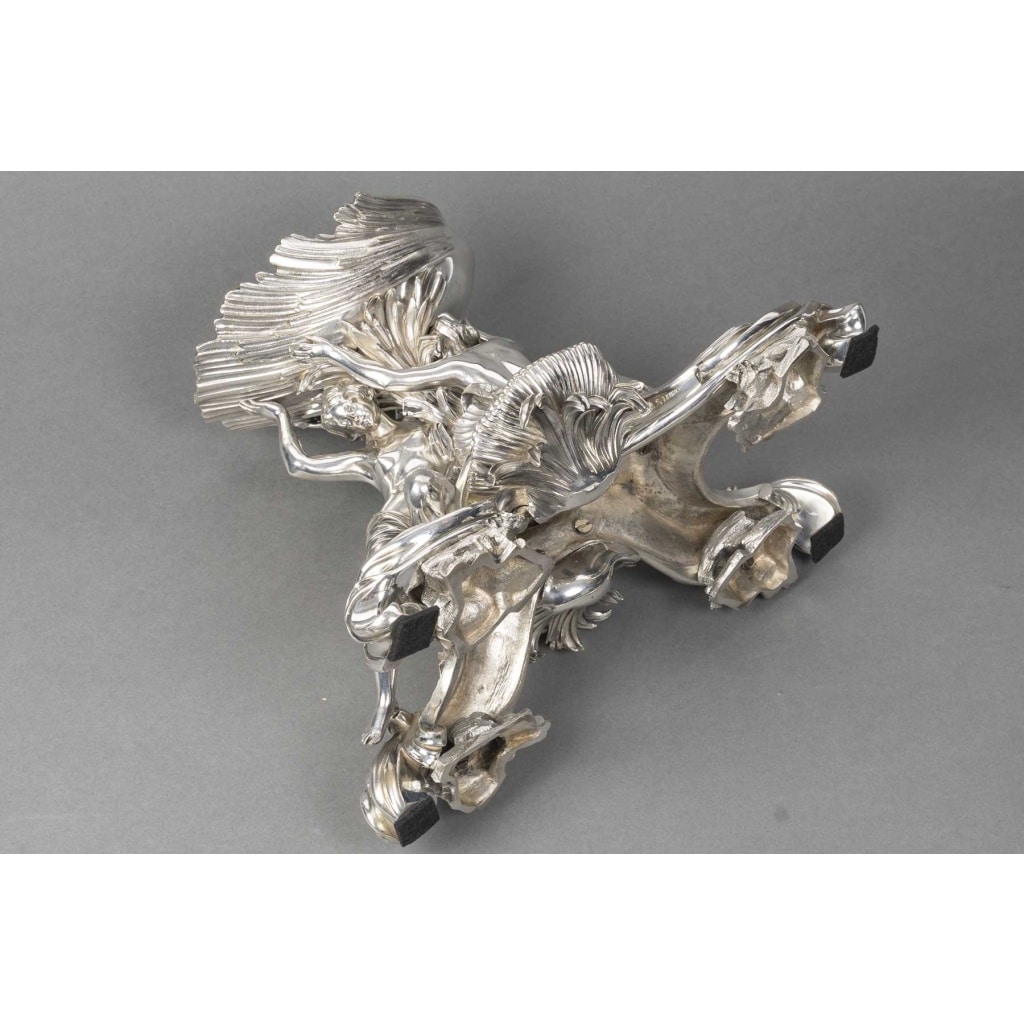 BOIN TABURET Centre de table en bronze argenté Epoque NAPOLEON III 4 BOIN TABURET Centre de table en bronze argenté Epoque NAPOLEON III 4