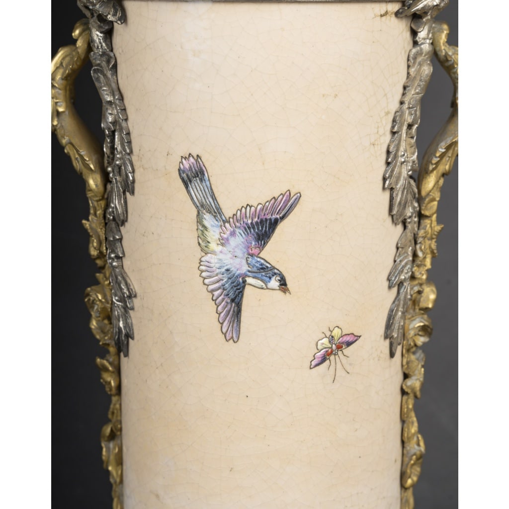 Paire de lampes à motifs japonisants avec montures en bronze – XIXème siècle 4