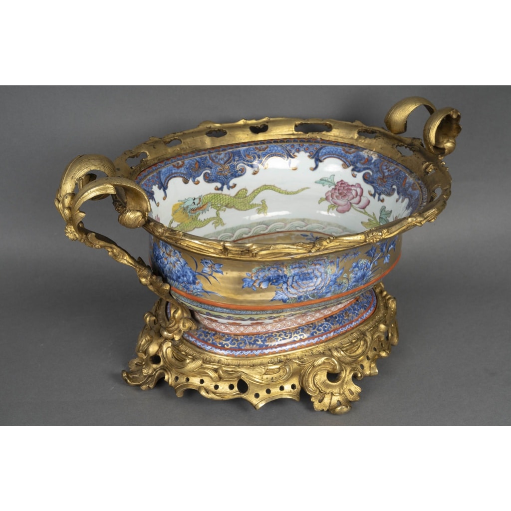 Grande coupe à motifs asiatiques 4